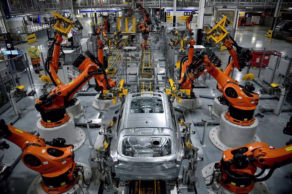 why-work-in-manufacturing-tiny-scaled